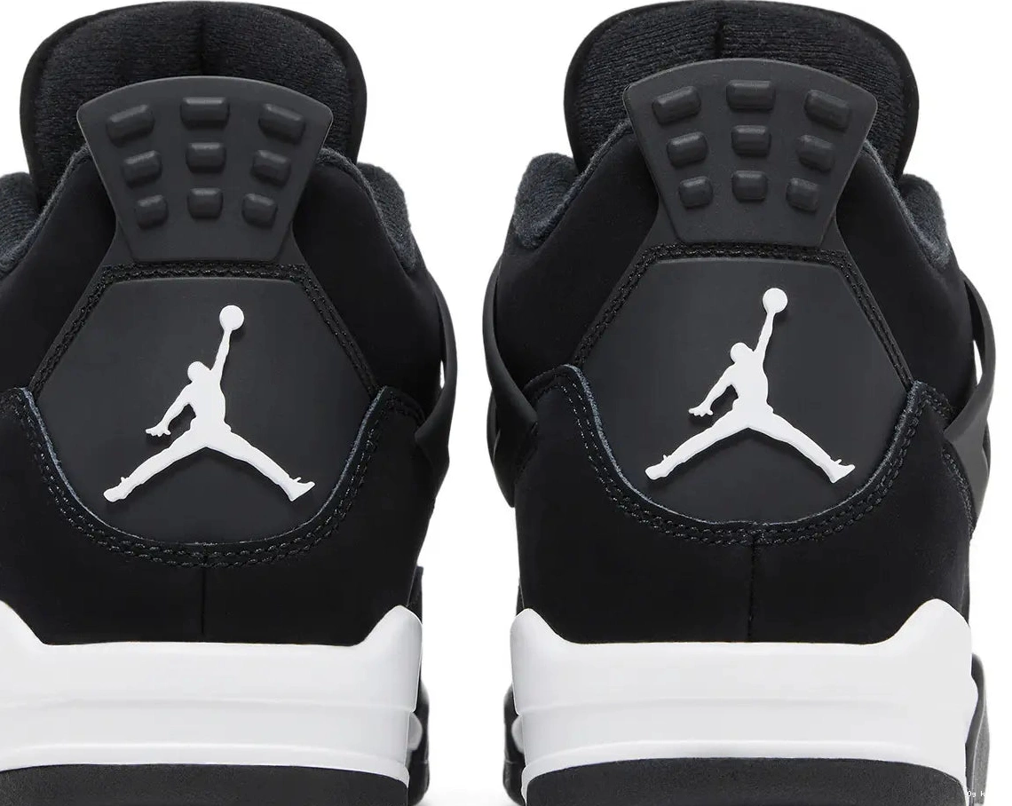 Thunder Retro White 4 Jordan 0607